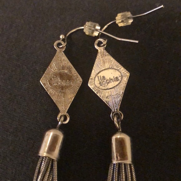 🆕 ✨Lia Sophia Dangling Earrings!✨ - Picture 3 of 4